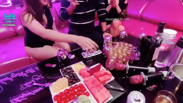 妮妮宝贝 直击酒店妹服务✨双妃初体验