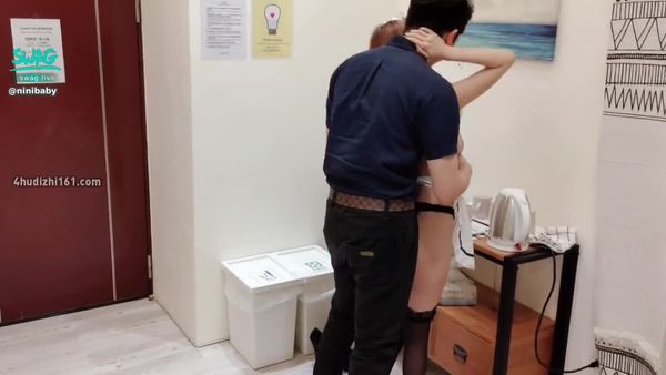 妮妮宝贝 粉丝家一日家政妇初体验