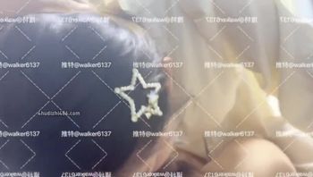 walker 俏皮网红妹