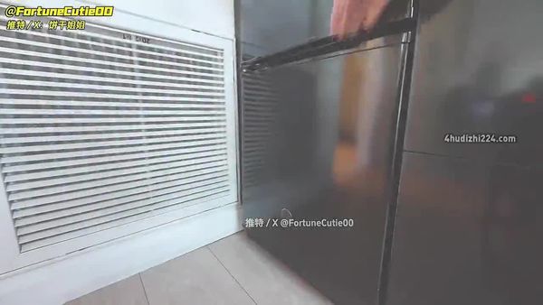 奇淫旅行第二弹户外激情爬山野战诱人酮体美妙后入蜜道吸吮酒店榨精