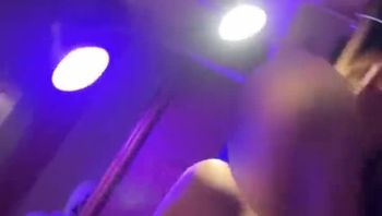 176G人妻最后的女上越看越齁 虽然她摇一下就累了 汉生