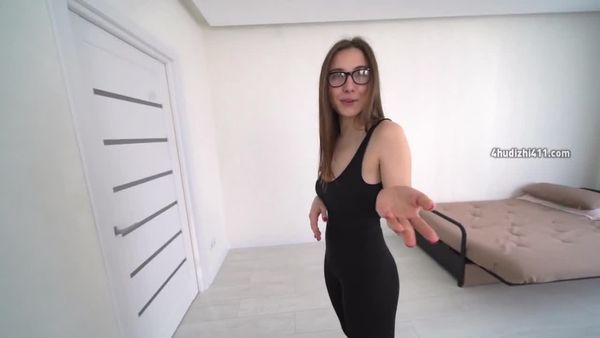 Fucked a Yoga Instructor and Cum on Glasses for a Good Review