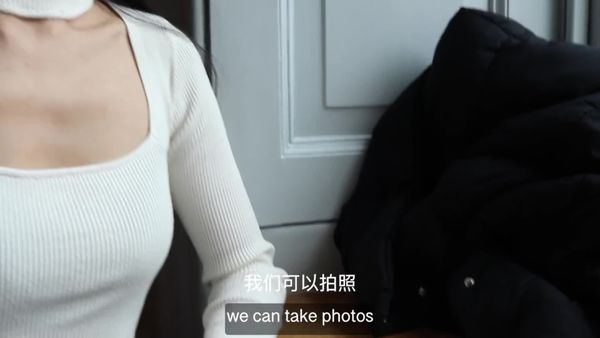 与害羞的中国学生的第一次约会结束得很好 当外国人乱搞她时,她尖叫着