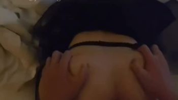 小妹子被玩到快窒息了 早春