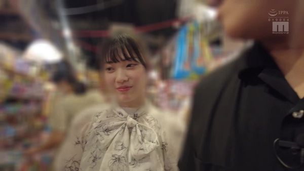 MIDV 609 人气女星的超私密视频!只有我们两个人! Gachiiki 原始奇闻趣事激烈的性爱 石川澪