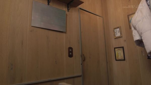 SDDE 674 融入日常的性交——边性交边享受美食 花宫レイ 百瀬あすか 広仲みなみ 寺田ここの
