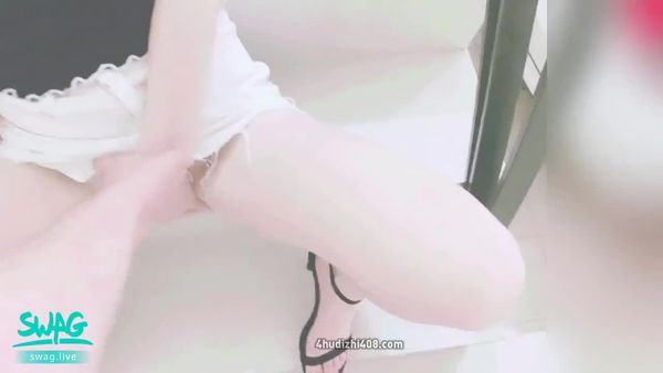 受不了了啦 忍不住了只好直接内射