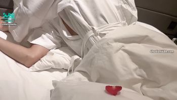 看嫚嫚的影片打手枪 梦见跟女神无套爽一发 上