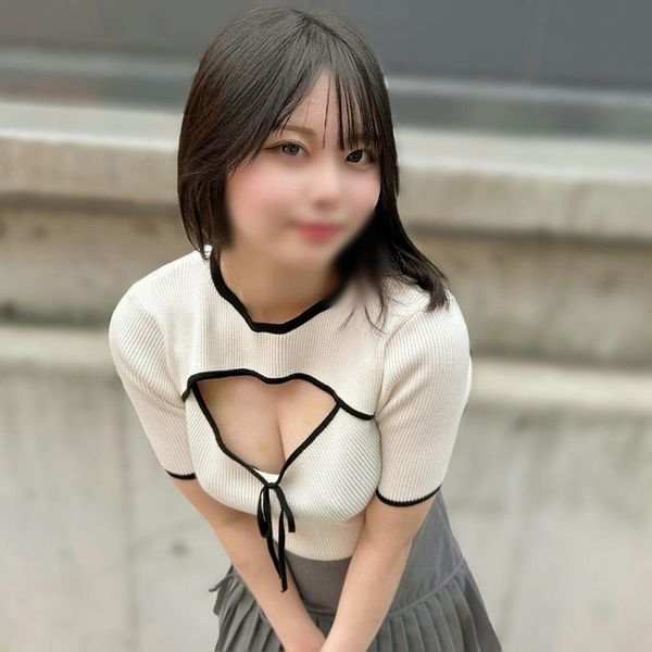【初 颜出し】何も知らないでマッチしたみずきちゃん。お昼デートだからと油断しているので、ホテルに诱导して流れックス!ピュアそう