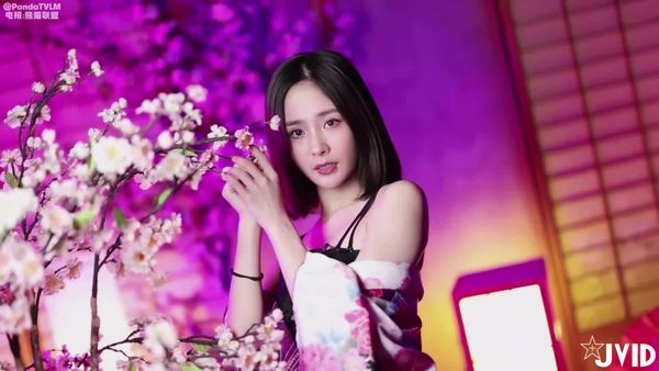 AI换脸视频 杨幂寂寞难耐的生活