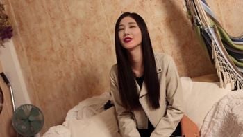 李一桐美腿人妻上门为你提供服务