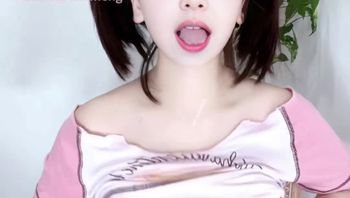 章若楠清纯巨乳隔着丝袜捅穴挑逗【1210】