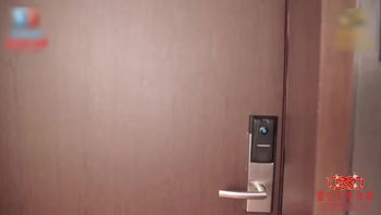 迪丽热巴 AI明星换脸黑丝被清洁工强奸