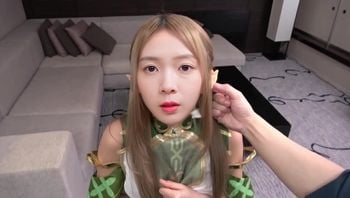陈瑶森林里捡到一只可爱的小精灵来哥哥带你回家做快乐的事情