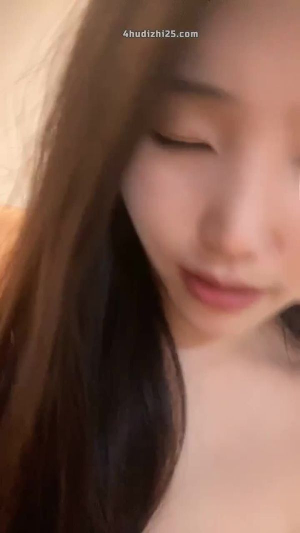 直播录屏 月亮躲在云朵 1 20250711