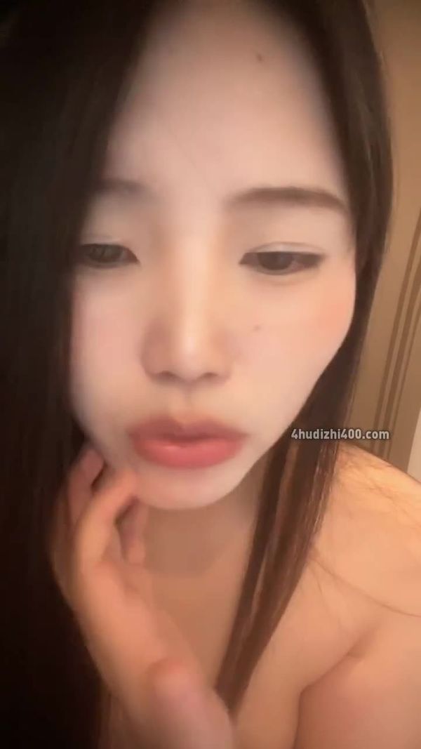 直播录屏 月亮躲在云朵 2 20250517
