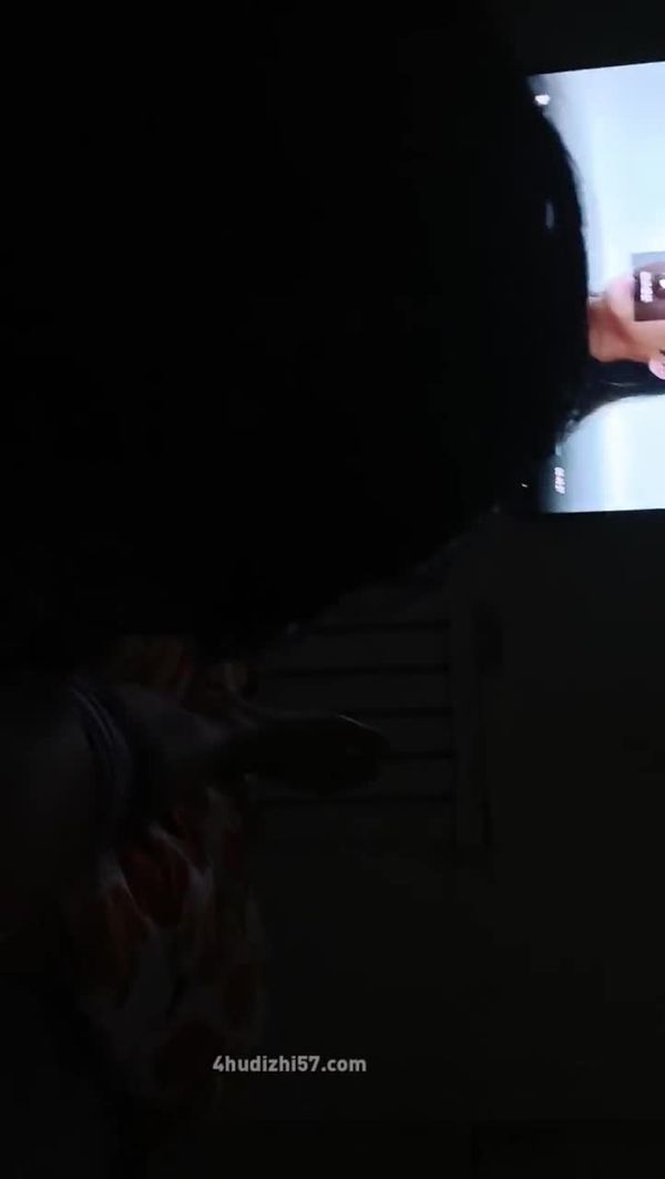 #听风操小妈 射了小妈一肚子