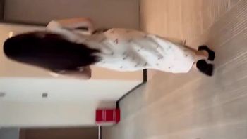 封神颜值身材，“好喜欢，好喜欢好快！待会儿射我嘴巴里～”