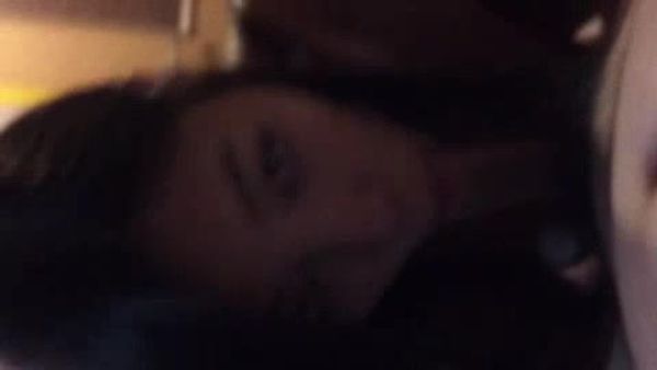 露脸怒操极品女神,有骚女QQ