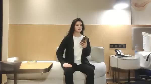温柔甜美系女神身上骑 舌吻口交操逼很给力
