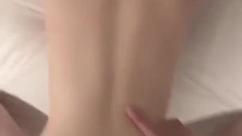 06女大失恋后被趁虚而入2 女大被内射）