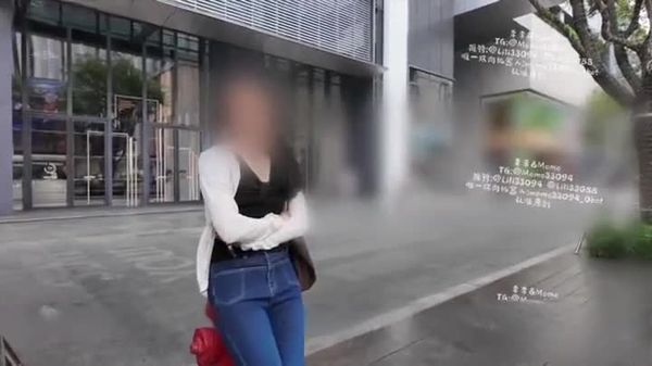 街边搭讪极品女模特已有男友‛?媚药和金钱作用下会做出什么事!附字幕