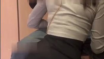 你这么骚 你男友知道么 哈哈1