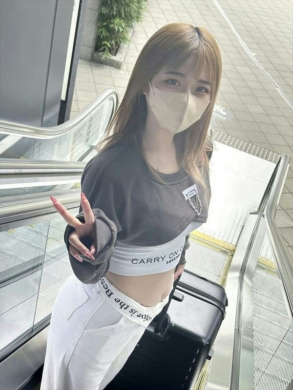 【有名雑志モデル】『爆乳美女インフルエンサー』日给180万円の1発撮りガチ生中出し撮影。【计70分高画质特典】