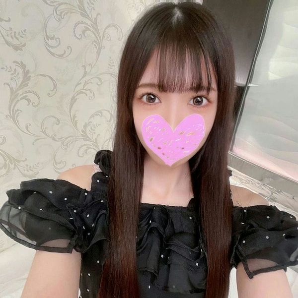 【无修正】アイドル的人気の清楚黒髪ロングリフレ美女!【19歳】性欲强めのスレンダー美女の私服ワンピ生ハメ中出し
