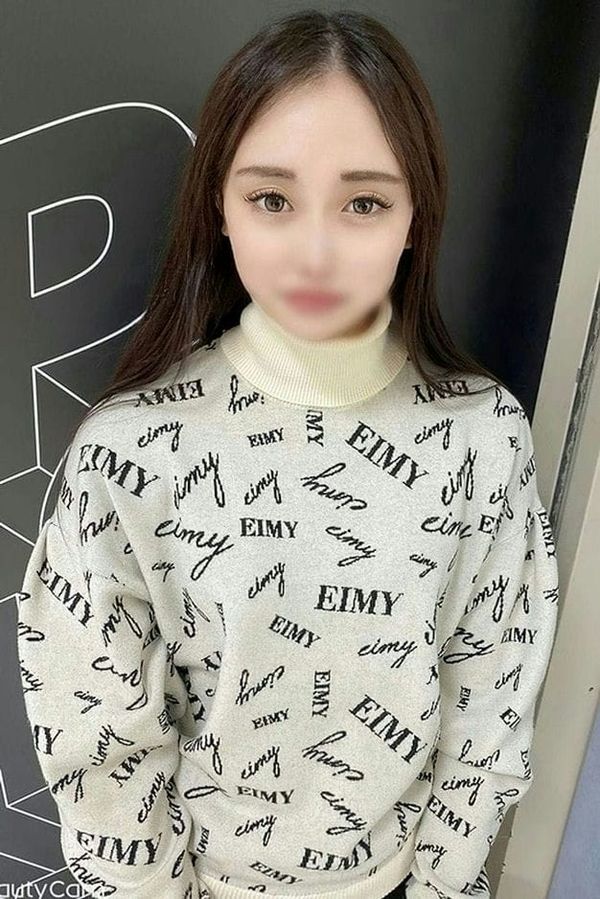 【连続中 出し有り妊 娠したかも】 黒髪ハーフ系美女なつみちゃん。感度 抜群で未 理 阴毛オマンコを复 数