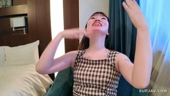 初撮りドM20歳JD空きコマ中に连れ込み気持ちよすぎて感じまくり闷绝アクメ