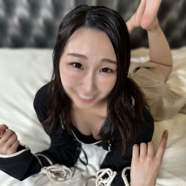 ド淫乱!【无】【アナル舐め 中出し】爱娇抜群で新体操経験ありの软体美女。アナル舐めしながら手コキはエロすぎるって。下品な声で可爱