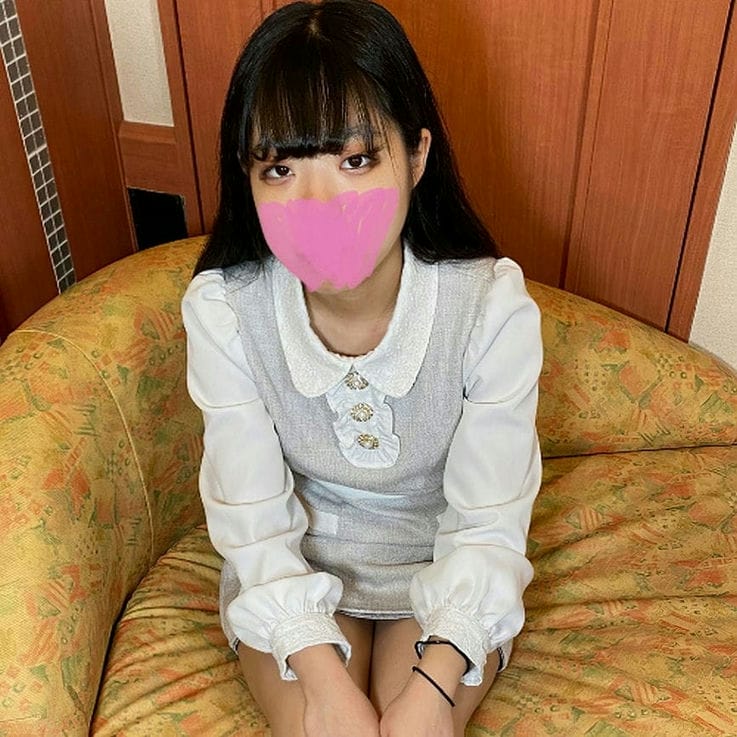 特典で无修正156买い物中にナンパされてそのままAVデビューしちゃう初々しさ半端ない18歳フットワークの軽さがさすが令和お