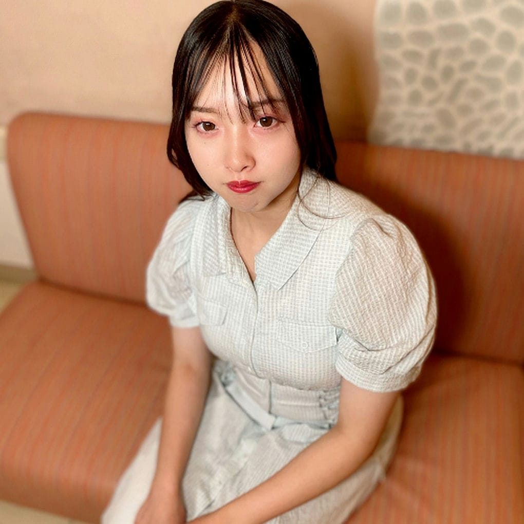特典で无修正168ごーほー18歳の天真烂漫なつむぎちゃんを大人の世界にお导きした思い出の动画。初めての中出し。