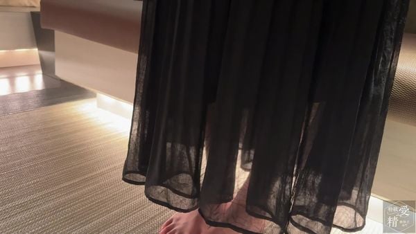 稀少】 乳がでる 新米水泳インストラクター。スク水ニーハイ 私物パジャマ大公开!圧倒的彼女感に大量3射精。1