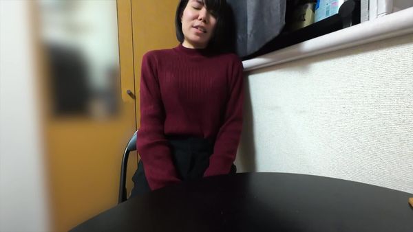 超ドMの言いなり系セラピストが入店!スレンダーに程よい肉厚のおっぱい里オプ専用セラピストとしてデビュー决定!レビュー特典あり2