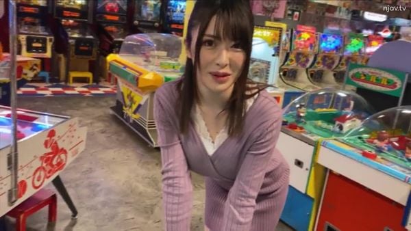 suke 060长舌s1技师只有大胸贱人才能赢与大胸长舌美女台场约会! 攻击x接收