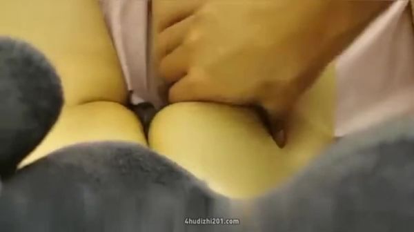 给极品身材妹子SPA自己抓着技师的鸡吧求操无套水多(上部)