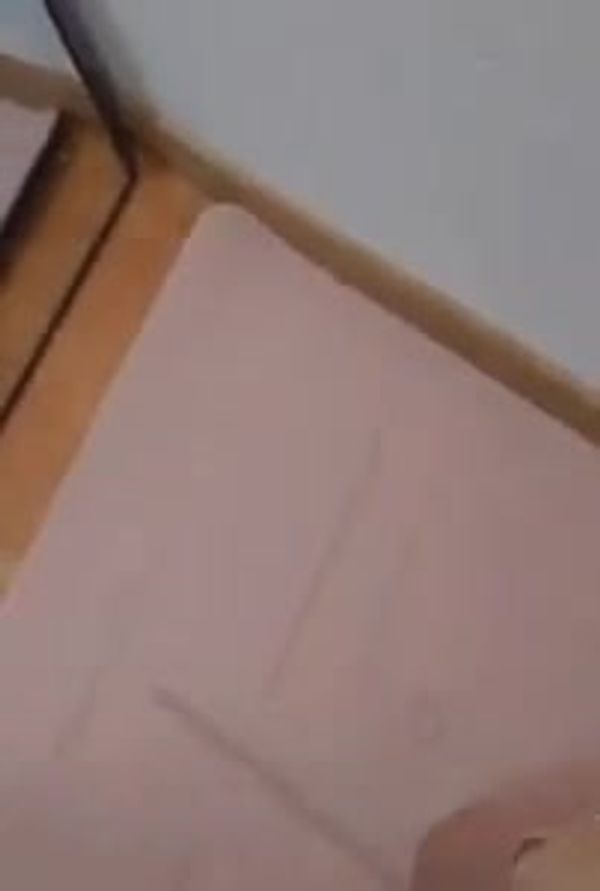 健身房勾搭瑜伽妹,口活真好,按在墙上后入,带着精液回家吧
