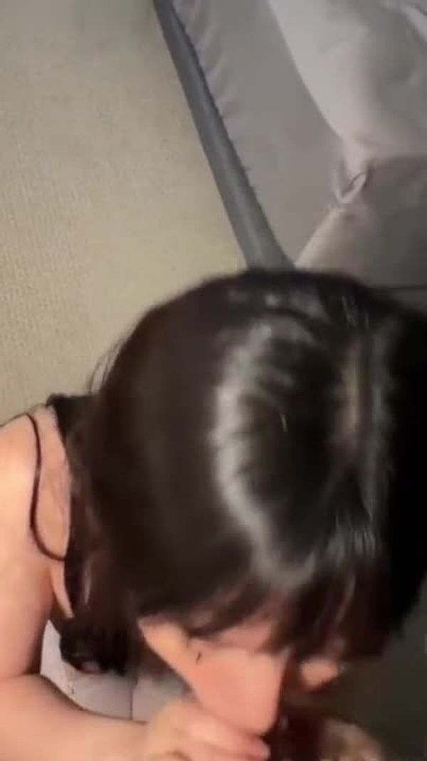 女神沉沦于大鸡吧甘愿成为骚母狗