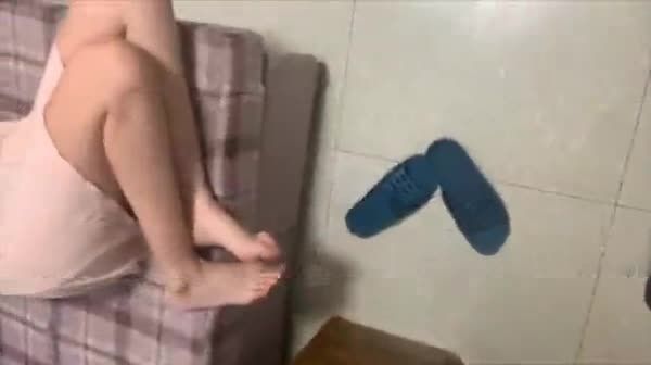 孕妇老公出差,深夜潜入孕妇家中偷情,91最真实孕妇偷情,第一部