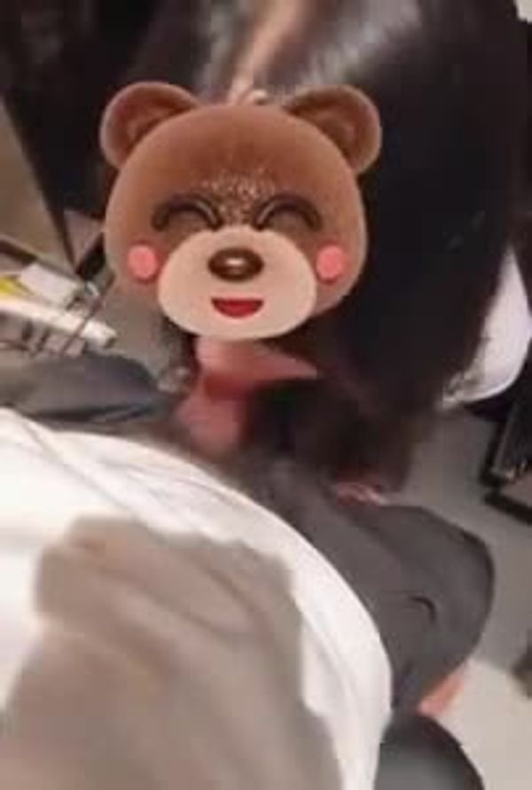 公司前台小姐姐每次口爆以后都会自觉的在舔舔吸一吸