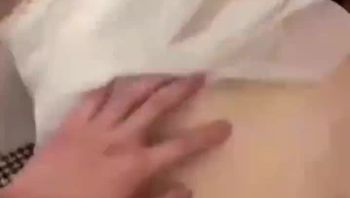 严重怀疑嫂子是不是被狗咬过 要不然怎么一草就变得狗模狗样