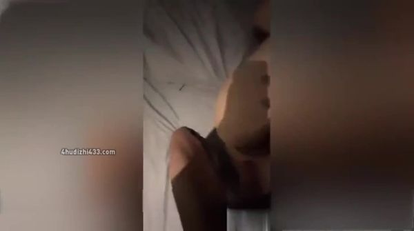 你这么骚那你男友知道么一字马 无敌版的存在