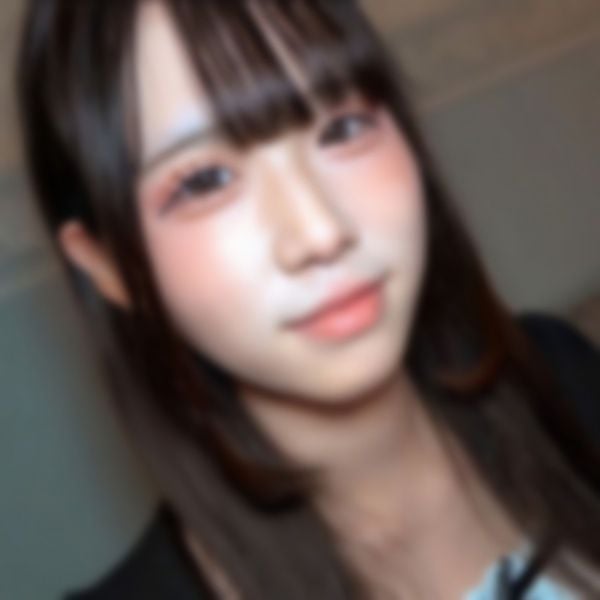 【无】地雷系?长身173㎝でFカップ美乳!足も长く美脚でスタイル抜群!色白美肌も良い⤴素直な性格で言ったことを一生悬命にしてくれ