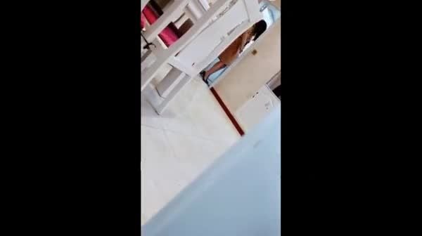 外卖小哥之给老婆吃了药