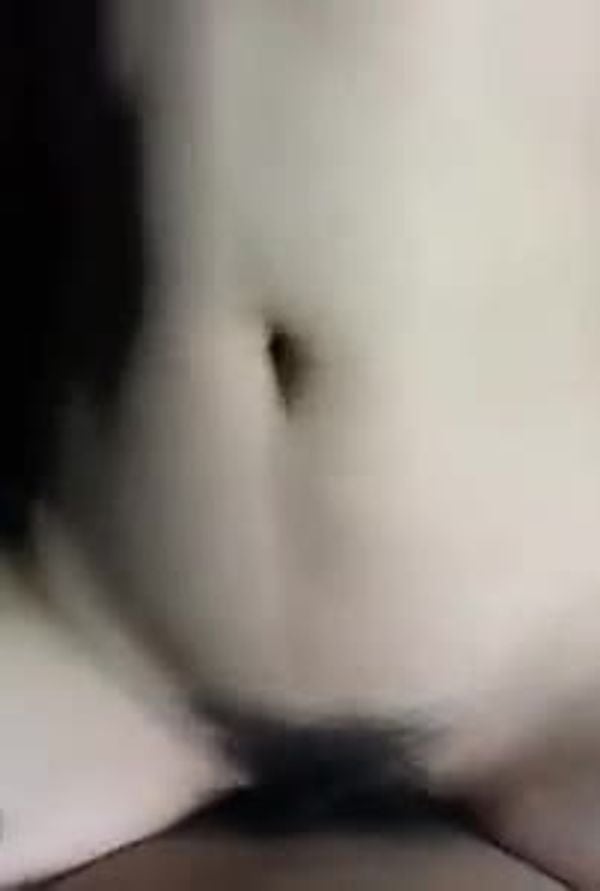 约炮群人妻网友