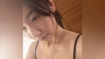口是心非的清纯女朋友，从拒绝到眼神迷离