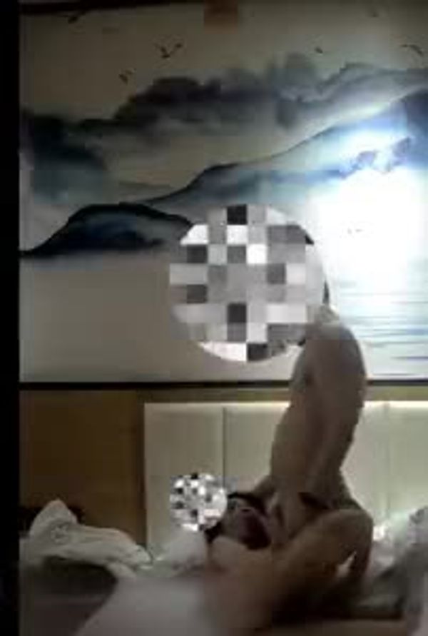 南宁苗条少妇,虽然奶子不大,但是叫床够骚
