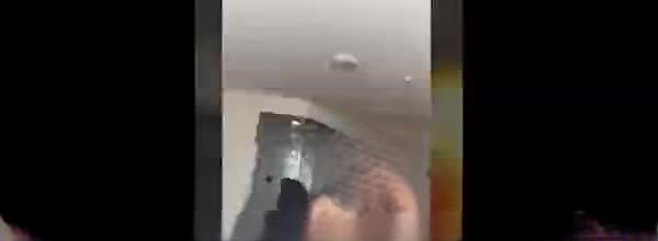 各种姿势爆操苗条身材骚货少妇